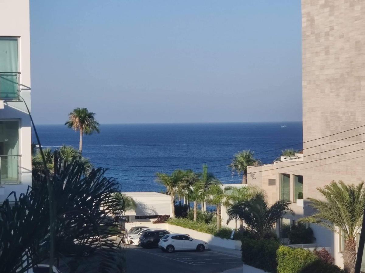 Dream Vacation By The Sea Protarasアパートメント エクステリア 写真